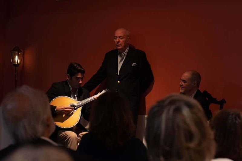 Lisbon: Live Fado Show with Port Wine at Lisboa em Fado - A close-up introduction to Lisbon’s Fado