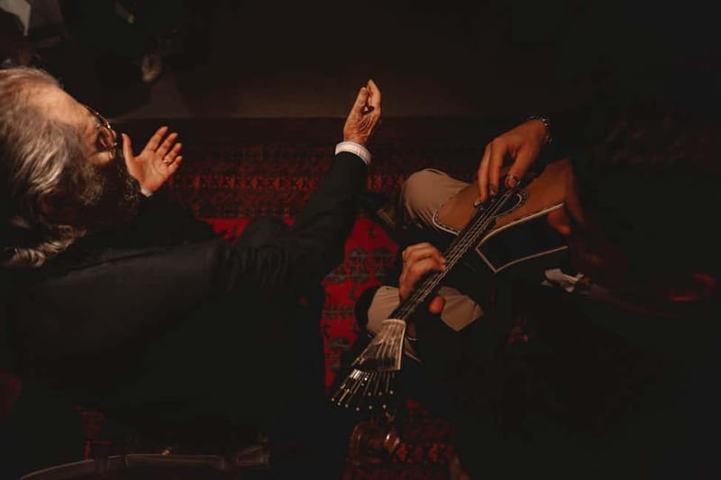Lisbon: Live Fado Show with Port Wine at Lisboa em Fado - The opening: Port, juice, and a quick cultural primer