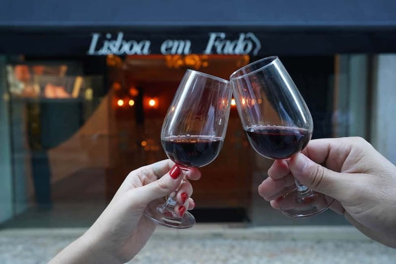 Lisbon: Live Fado Show with Port Wine at Lisboa em Fado - Who will enjoy this show most