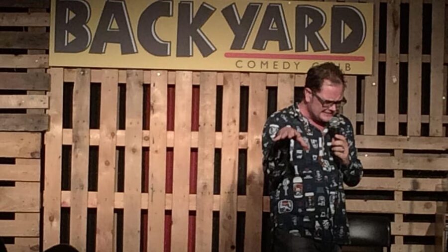 London: Friday Night at The Backyard Comedy Club - Eating and drinking during the show
