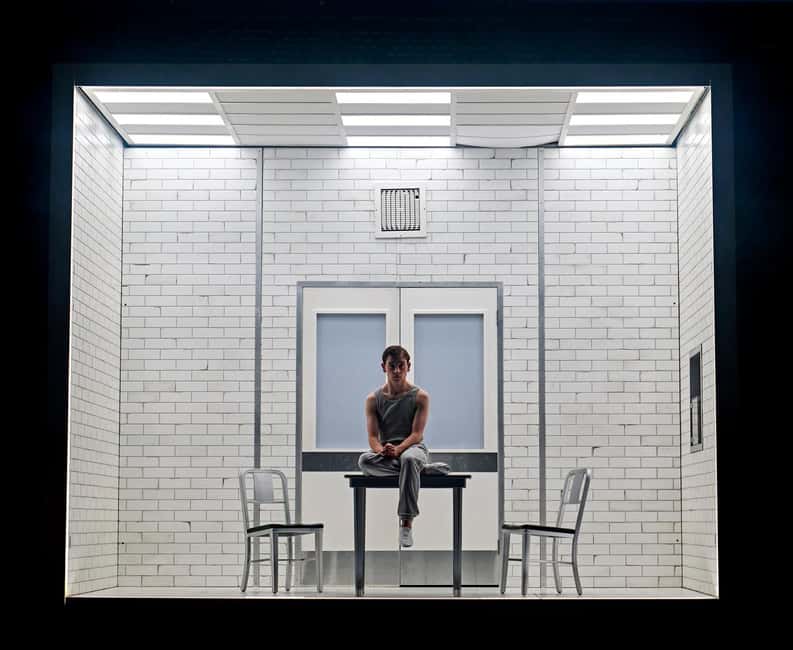 London's West End: Stranger Things: The First Shadow Ticket - The effects are part of the main attraction