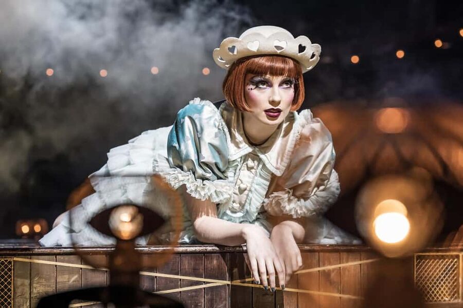 London's West End: Ticket to Cabaret at the Kit Kat Club - Is the ticket good value?