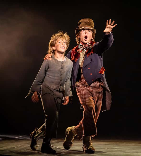 London's West End: Ticket to Oliver! The Musical - The cast brings the familiar characters into focus