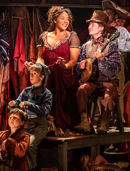 London's West End: Ticket to Oliver! The Musical - What the story says about poverty and crime