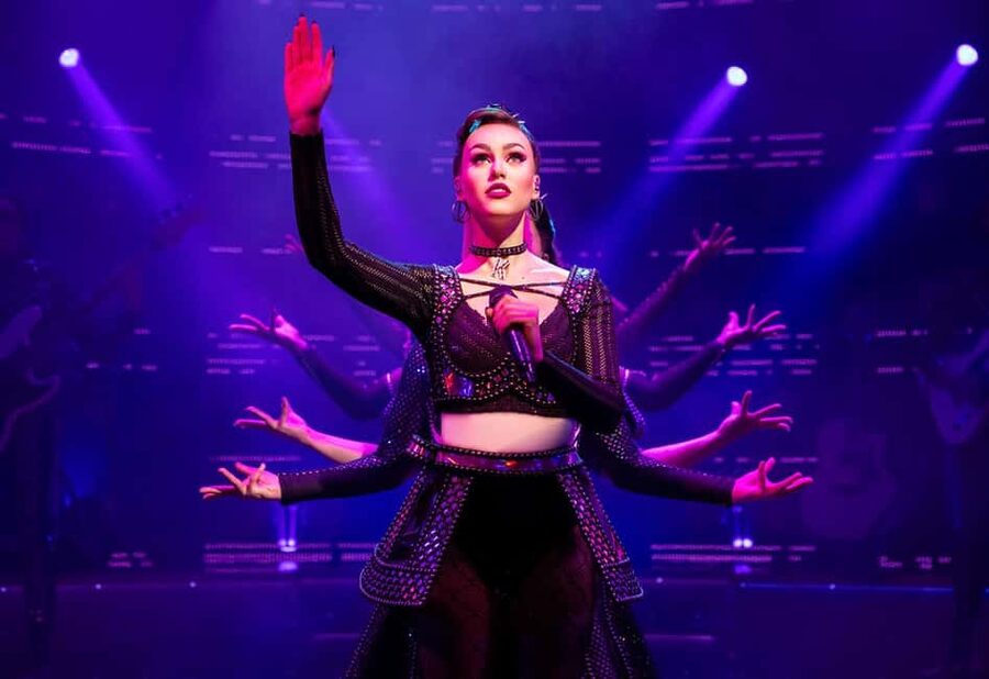 London's West End: Ticket to SIX the Musical - Six wives, one microphone, and a fresh Tudor story