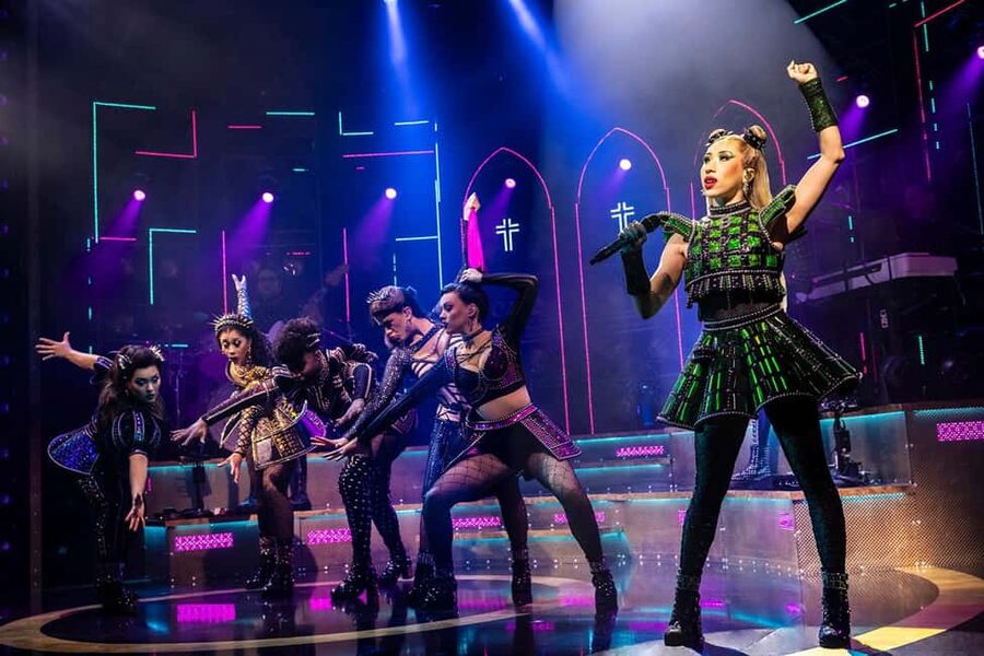 London's West End: Ticket to SIX the Musical - An 80-minute evening with no interval