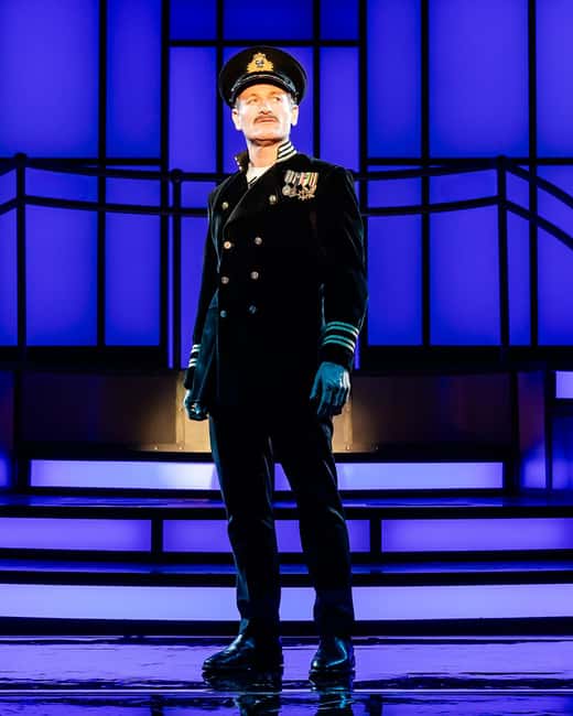 London's West End: Ticket to Titanique the Musical - Is the ticket good value?