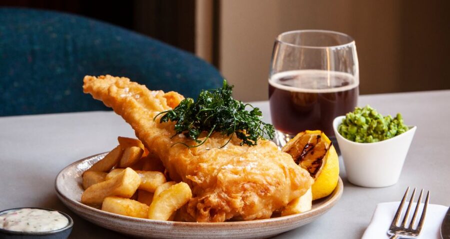 London: The Tina Turner Musical and Meal with Sparkling Wine - What the Tina Turner musical offers