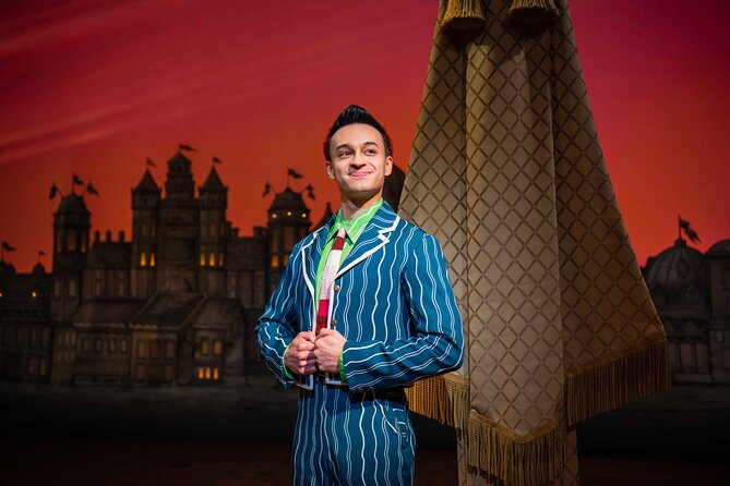London Theatre: Wicked the Musical - A production built around voices, costumes, and spectacle