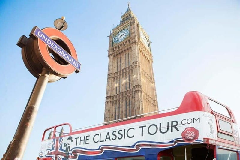London Vintage Bus Tour: Live Comedy Sightseeing Show - Key points at a glance