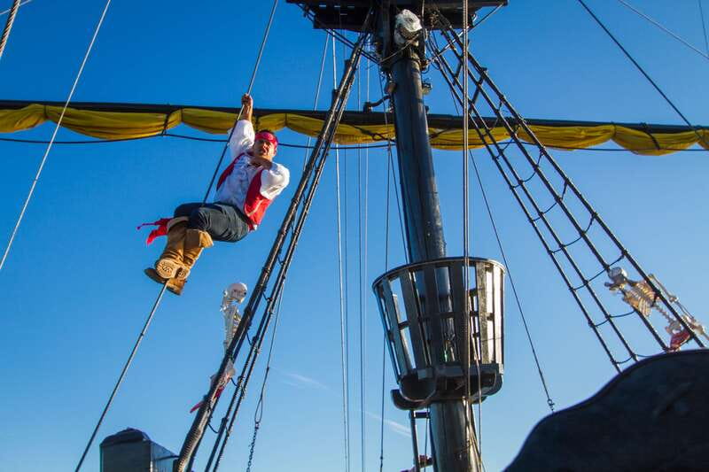 Los Cabos: Pirate Ship Sunset Cruise & Show with Dinner - What kind of Cabo night is this?
