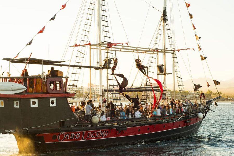 Los Cabos: Pirate Ship Sunset Cruise & Show with Dinner - Pirate entertainment from the ropes to the dinner table