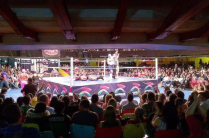 Lucha Libre wrestling show, tacos and beer with artist - Who will enjoy this experience most