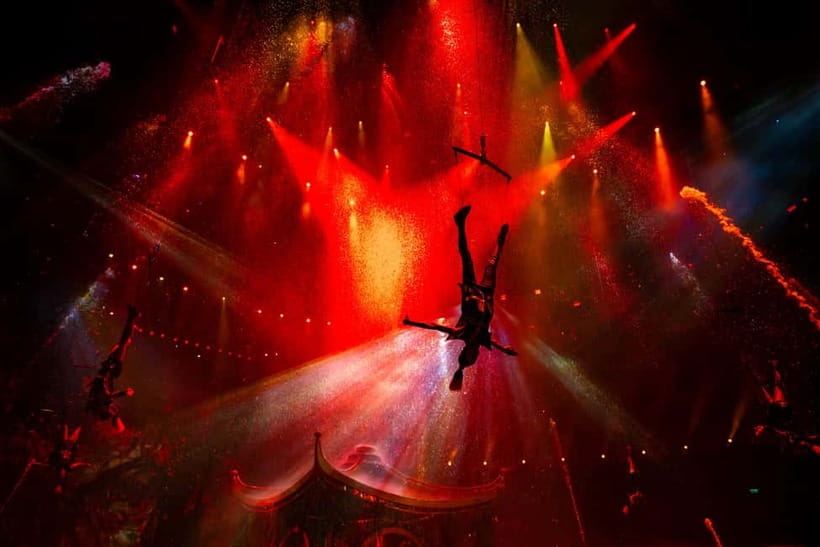 Macau: House of Dancing Water Show Ticket - Acrobats, dance, and technical effects