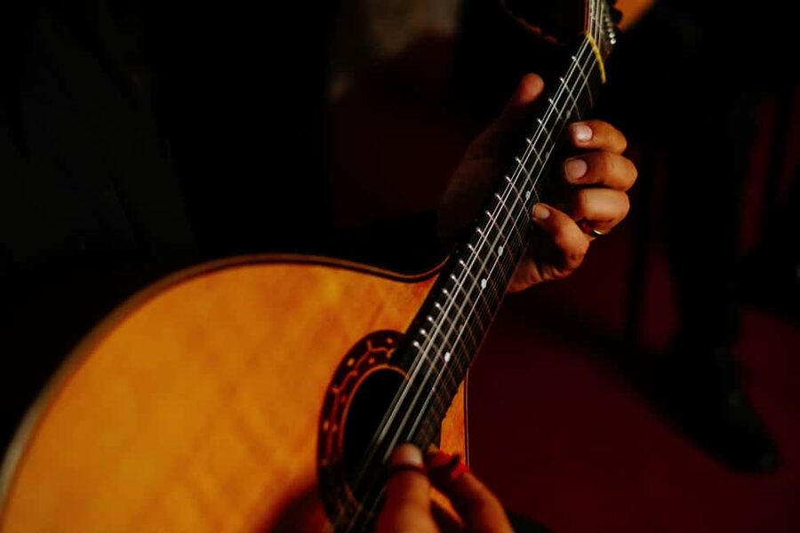 Madeira: Fado Show - The Heart of Portugal With Madeira Wine - Arrive early for Madeira wine