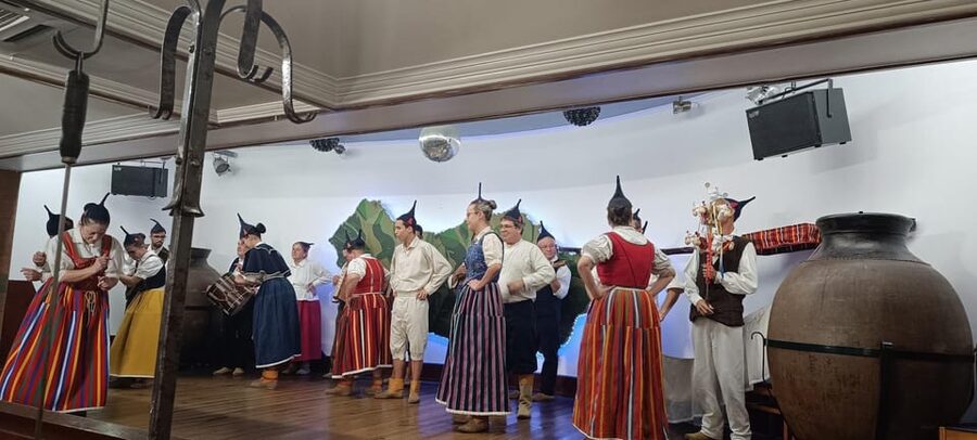 Madeira: Folk Dancing Show and Traditional Local Dinner - Key points to know