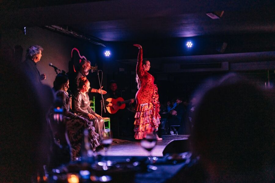Madrid: Flamenco Show at Tablao Las Carboneras - The best seats, and the one seating problem to avoid