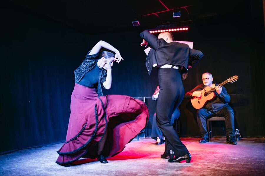 Madrid: Flamenco Show at Tablao "Las Tablas" with Drink - Cancellation and booking flexibility