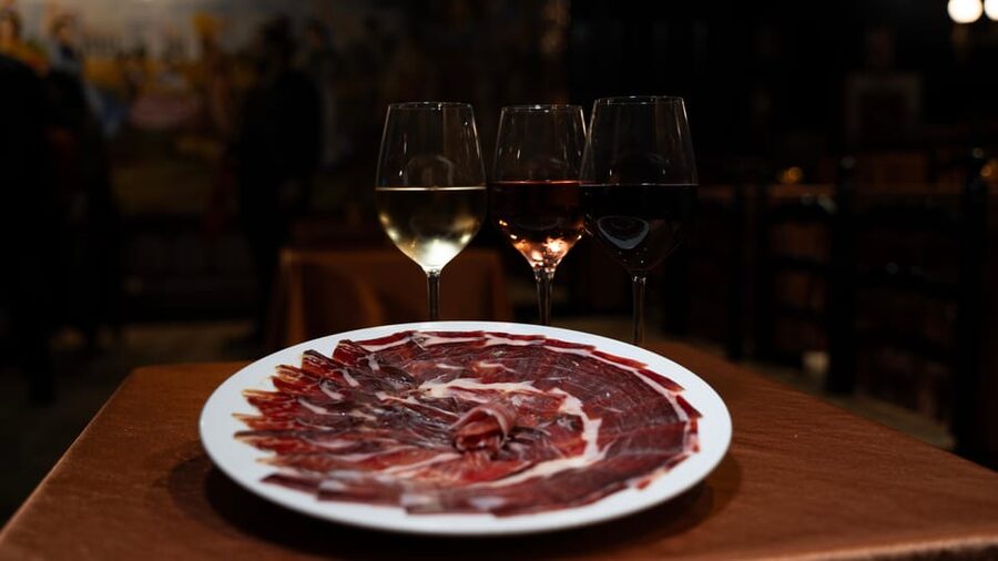 Madrid: Flamenco Show&Drink at Tablao 1911 (World's Oldest) - Is Tablao 1911 Worth Booking?