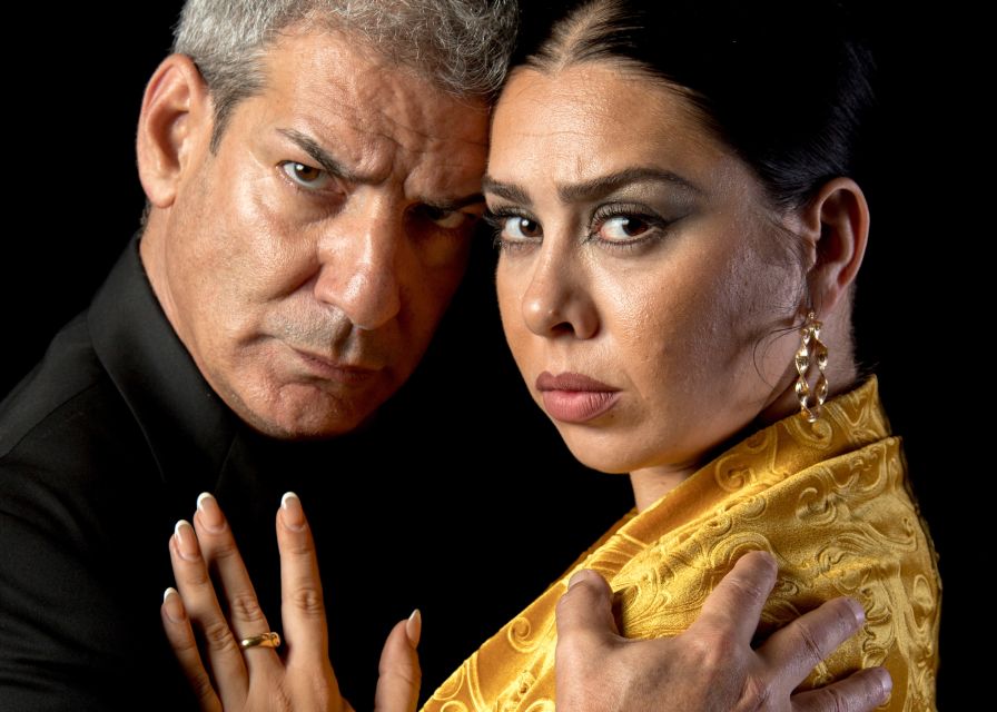 Madrid: Flamenco Show Entry Ticket with Drink & Artist Talk - Small details that improve the evening
