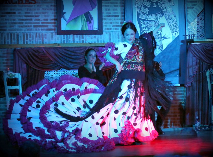 Madrid: Los Porches Flamenco Show with Tapas and Wine Ticket - Why the flamenco matters more than the extras
