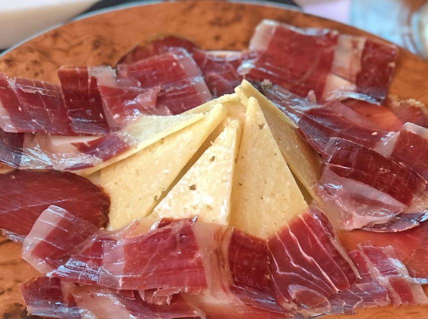 Madrid: Los Porches Flamenco Show with Tapas and Wine Ticket - Who will enjoy Los Porches most
