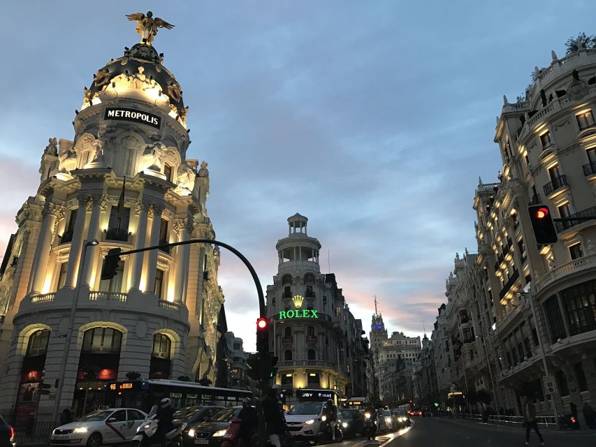 Madrid: Sunset Walking Tour with Optional Flamenco Show - The Royal Palace at sunset