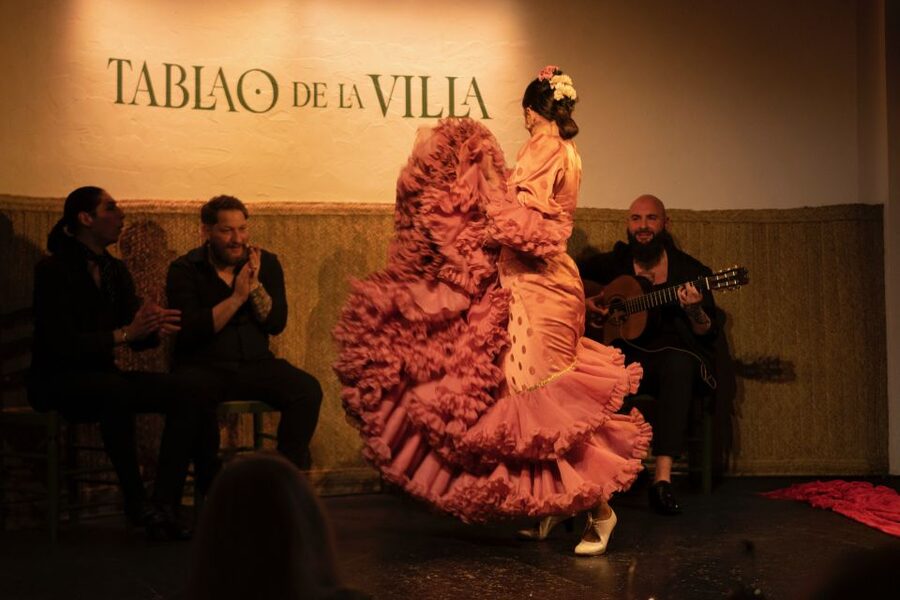Madrid: Tablao de La Villa Flamenco Show - What the one-hour program feels like
