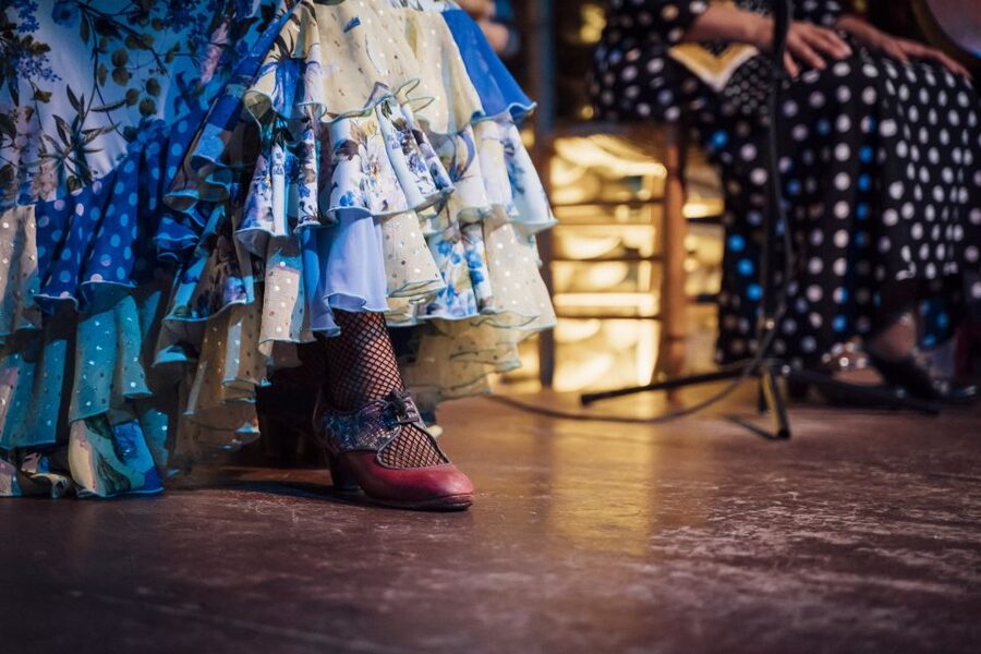 Malaga: Authentic Flamenco Show at El Gallo Ronco - Why the intimate seating changes the experience