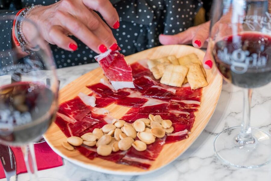 Malaga: Show and Food at Alegría Flamenco and Restaurant - Is it authentic flamenco?