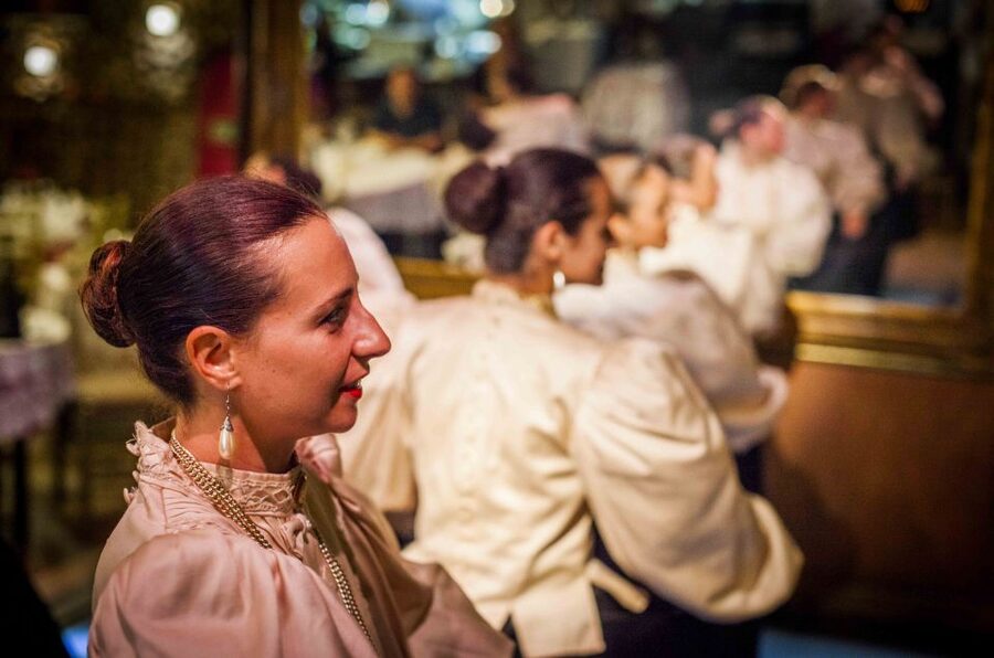 Malta: Folklore Dinner Show at a Traditional Restaurant - Live music keeps dinner from feeling static