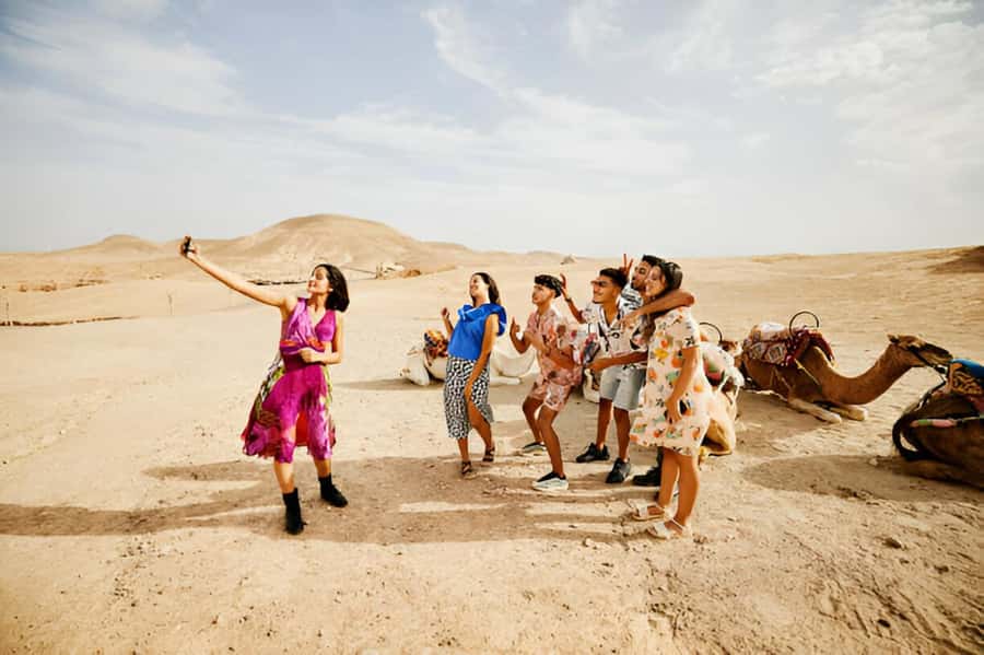 Marrakech: Agafay Desert Dinner, Live Music & Fire Show - Leaving Marrakech for the Agafay Desert