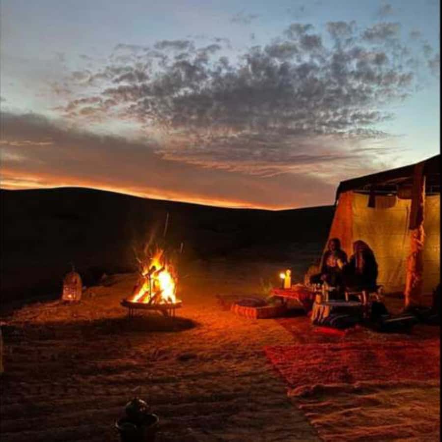 Marrakech: Agafay Desert Dinner with Music and Fire Show - What the fire show is really like