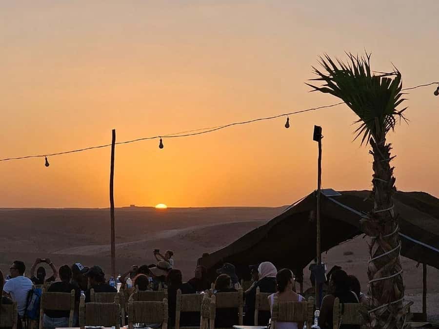 Marrakech: Agafay Desert Dinner with Quad Bike & Live Show - Moroccan dinner beneath the stars
