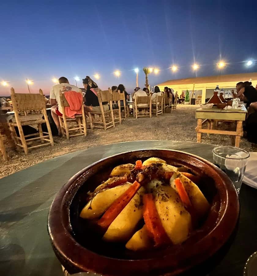 Marrakech: Agafay Desert Dinner with Quad Bike & Live Show - Staff, language, and the ride home