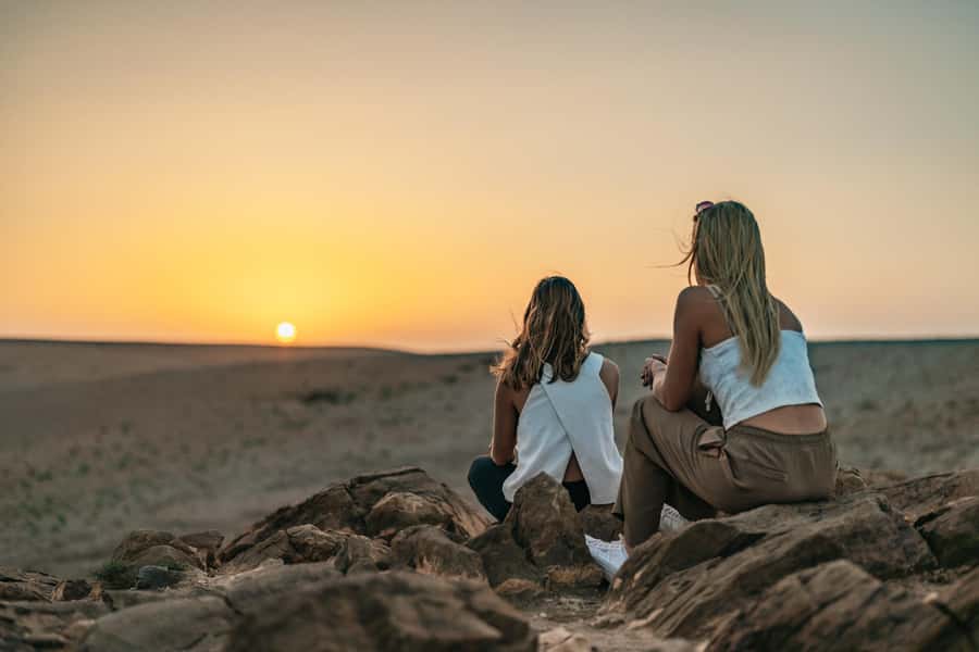 Marrakech: Agafay Desert Magical Overnight with Dinner Show - The ride from Marrakech and pickup details