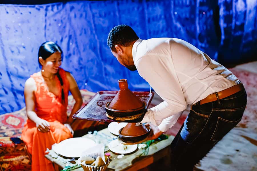 Marrakech: Agafay Desert Pool, Dinner & Live Show Experience - Who should book this Agafay evening?