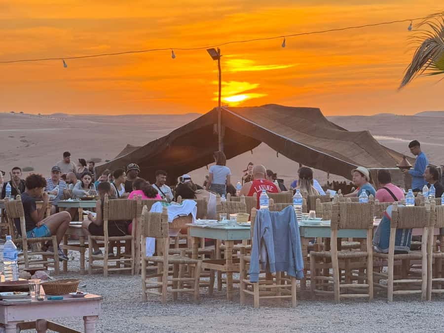 Marrakech: Agafay Desert Quad Biking Tour with Dinner-Show - What to bring and what to wear