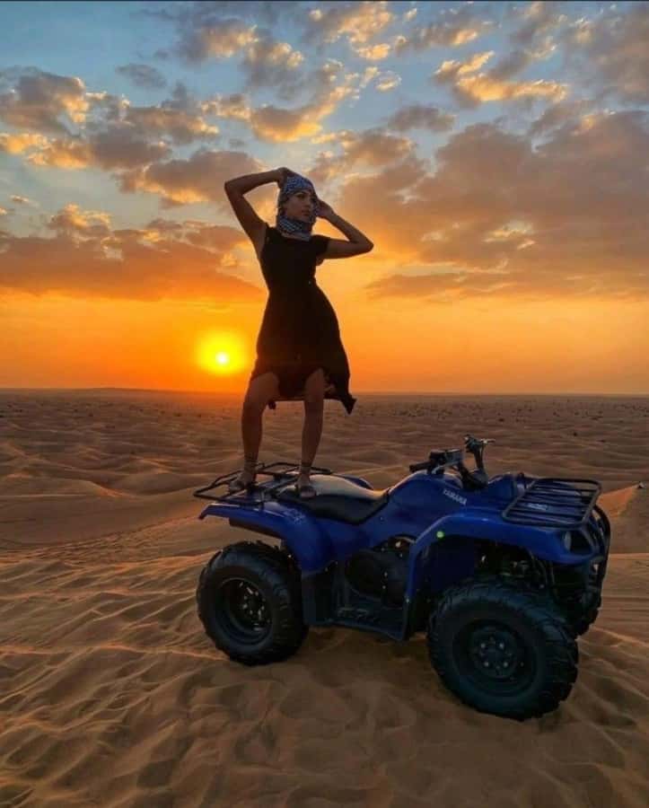 Marrakech: Agafay Desert Quad Biking with Dinner & Show - Riding through Agafay at sunset