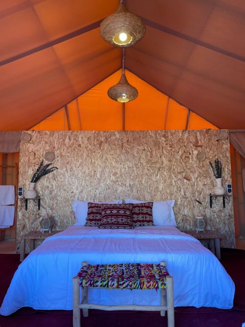 Marrakech: Agafay Desert Retreat, Tent, Dinner, Show & Pool - Sunrise, Berber breakfast, and the return
