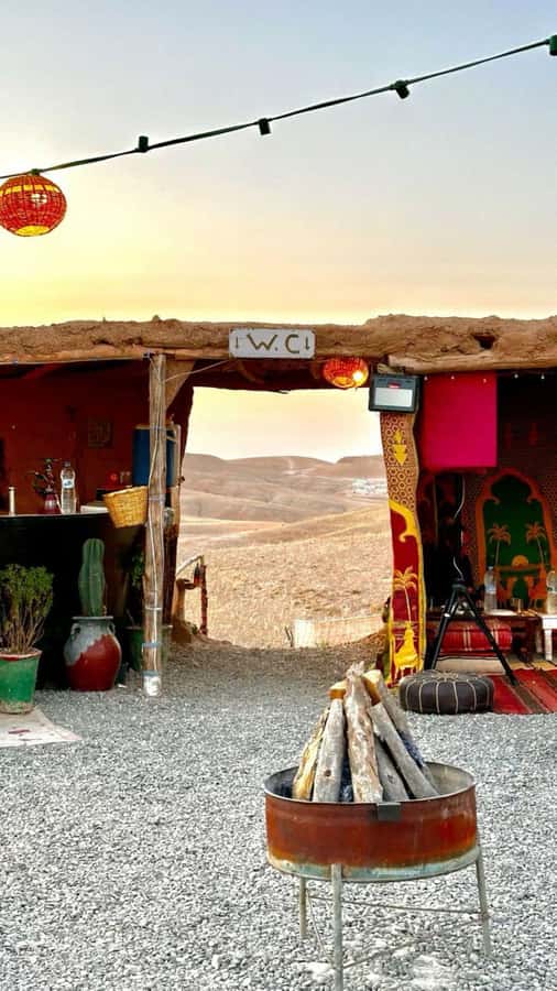 Marrakech: Agafay Desert Sunnet dinner with show - Who will enjoy this evening most