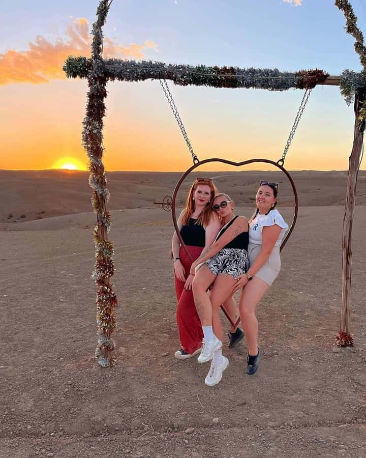 Marrakech: Agafay Desert with Dinner and Camel ride, Show - Tea, argan oil, and a pause before dinner