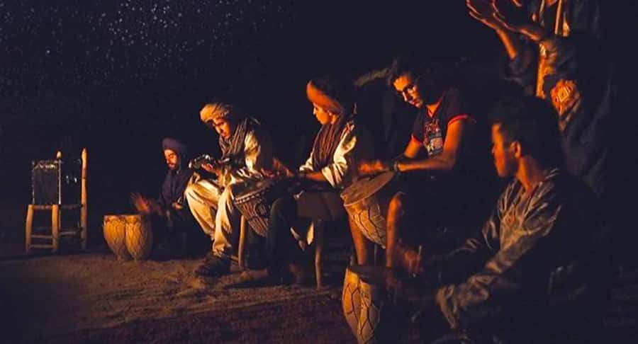 Marrakech: Agafay Ds Sunset with Dinner, Show & Tuareg Music - Seeing argan oil made by hand