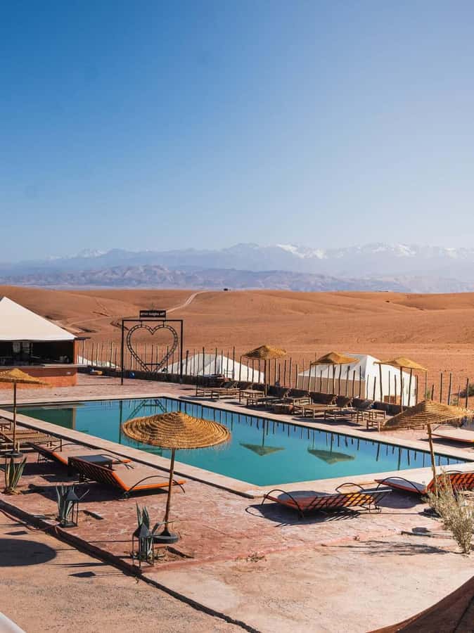 Marrakech: Buggy Ride, Pool & Dinner Show in Agafay Desert - Moroccan dinner under the stars