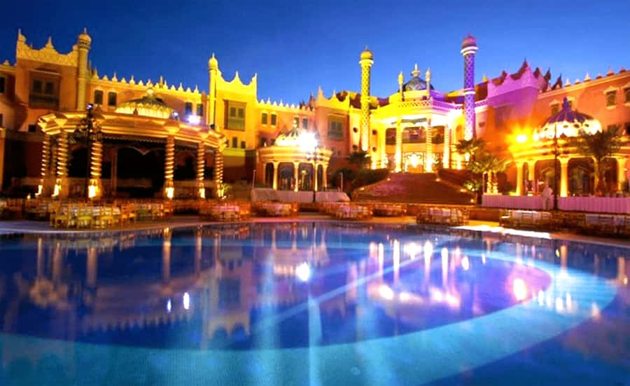 Marrakech: Chez Ali Fantasia Folklore Show & Moroccan Dinner - A grand entrance outside Marrakech