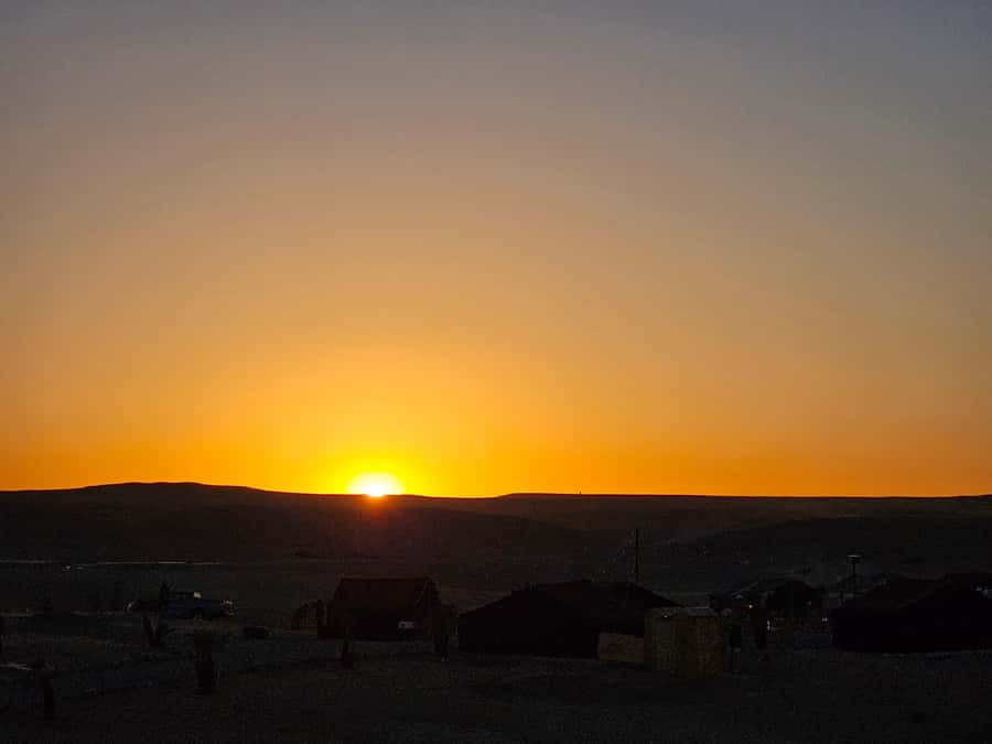 Marrakech: Dinner and Quad bike Desert Agafay Stars & show - Sunset at the desert camp