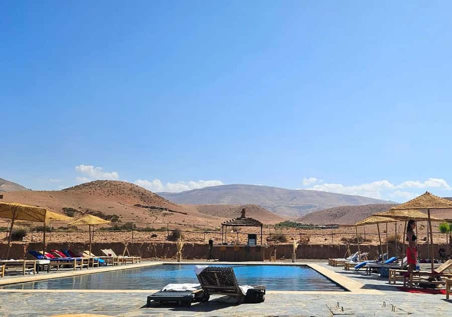 Marrakech: Dinner in Agafay Desert, Fire show & Camel Ride - Stargazing after dark