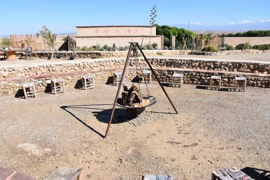 Marrakech: Dinner in Agafay Desert with Camel Ride and show - Who will enjoy this Agafay evening