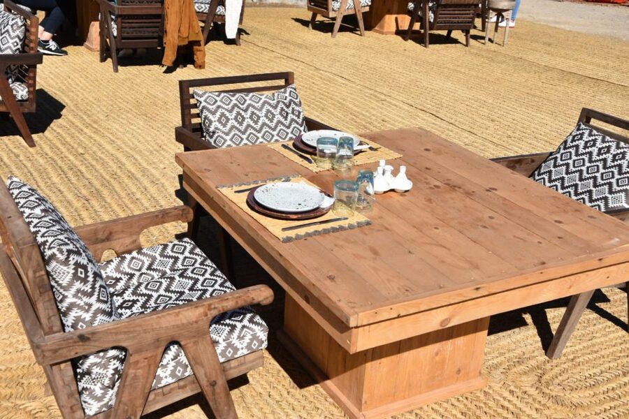 Marrakech: Dinner in Agafay Desert with Camel Ride and show - What the $28 price really covers