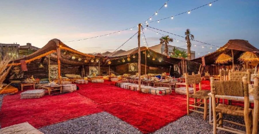 Marrakesh: Agafay Desert Sunset, Camel Ride, and Dinner Show - Should you book the Agafay evening?